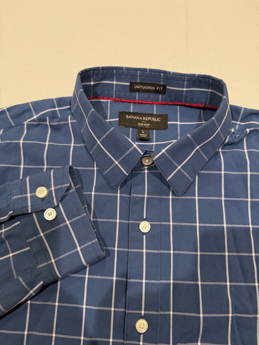 Banana Republic Untucked Fit Button Up Shirt Mens L Blue Check Plaid 100% Cotton